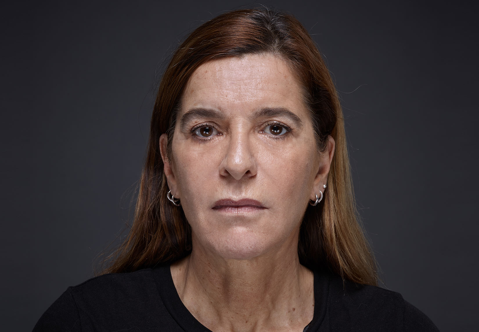 Woman face with brown eyes and brown hairs | Fillmed